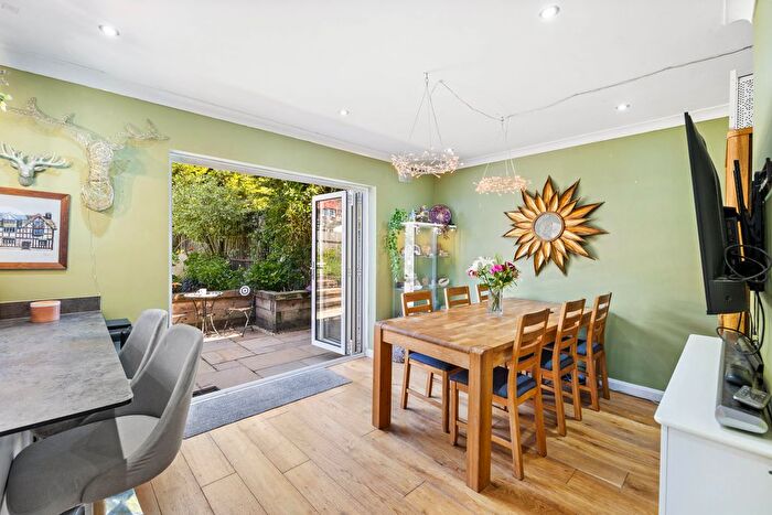 3 Bedroom Semi-Detached House For Sale In Ref: Gk - Chesterton Drive, Merstham, RH1