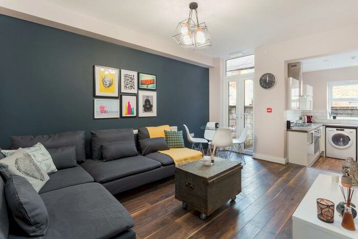 5 Bedroom Terraced House To Rent In Saxony Road, L7