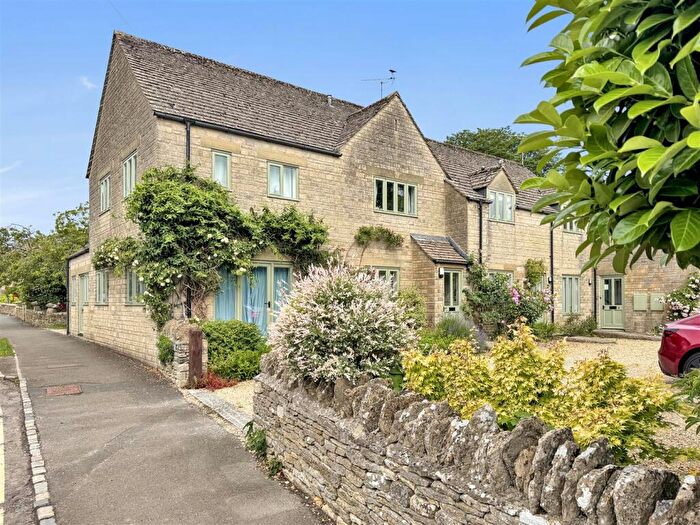2 Bedroom Flat For Sale In Bibury Near Cirencester, GL7