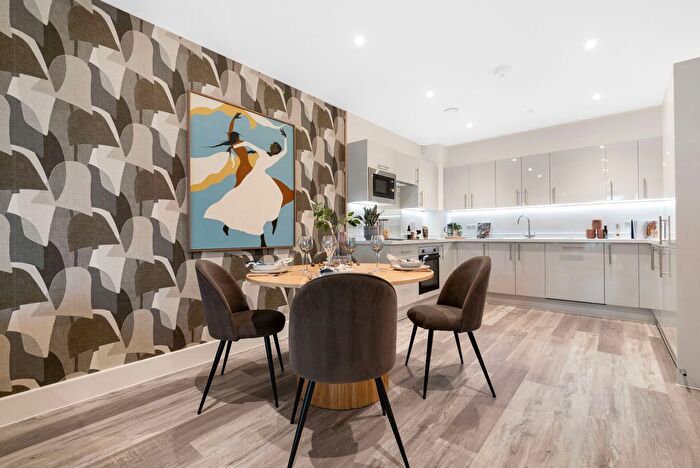 1 Bedroom Flat For Sale In Store Road, London, E16