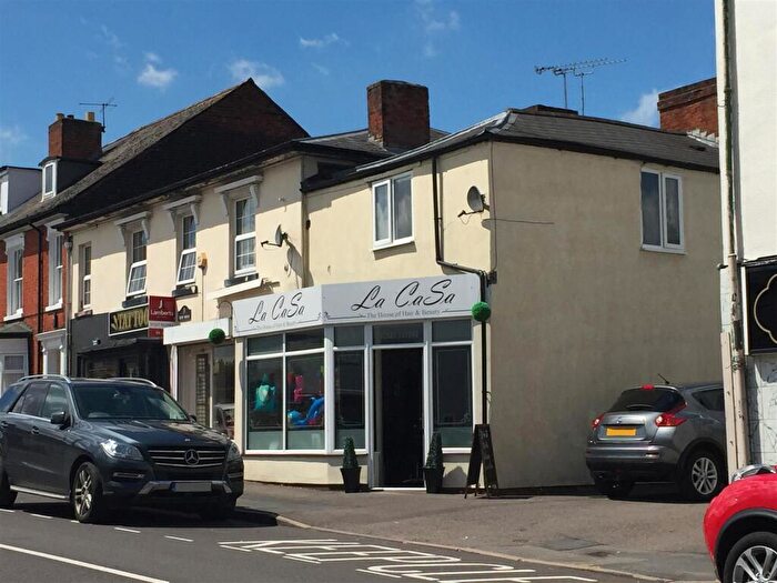 1 Bedroom Apartment To Rent In High Street, Studley, B80