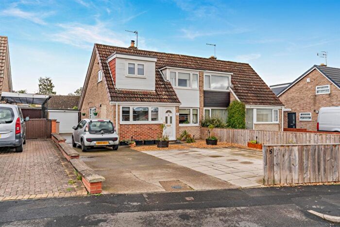 4 Bedroom Semi-Detached House For Sale In Manor Road, Hurworth Place, DL2