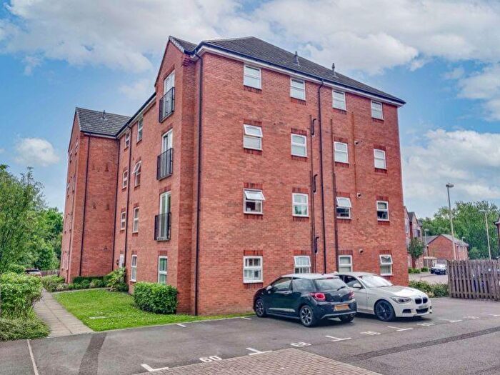 2 Bedroom Flat For Sale In Brett Young Close, Halesowen, B63
