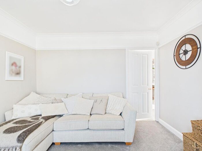 3 Bedroom End Of Terrace House For Sale In Hengrove Lane, Bristol, BS14