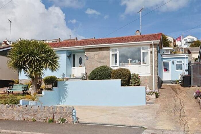 3 Bedroom Bungalow For Sale In Brantwood Drive, Paignton, TQ4