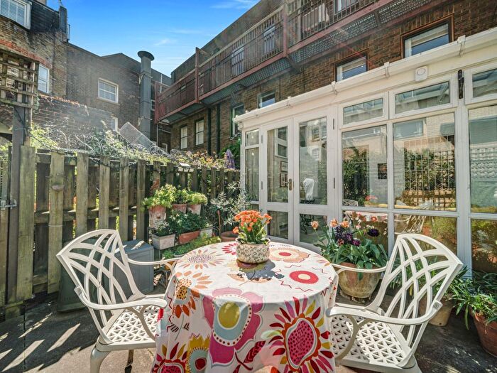 3 Bedroom Flat For Sale In Drury Lane, London, WC2B