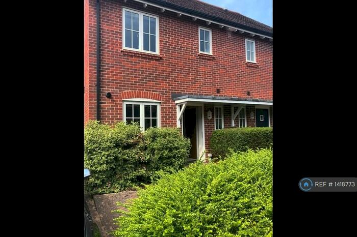 3 Bedroom Semi-Detached House To Rent In Wealden Drive, Westhampnett, Chichester, PO18