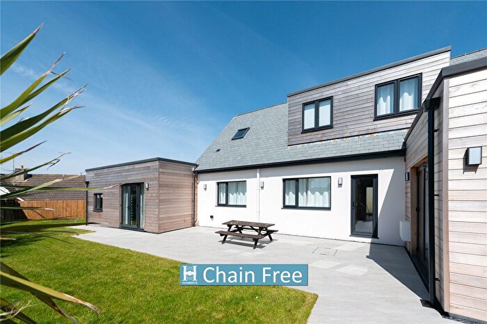 6 Bedroom Detached House For Sale In Trevarrian, Newquay, TR8
