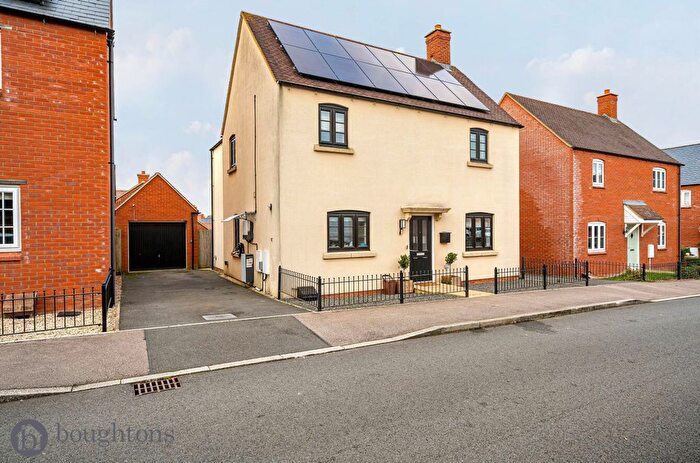 4 Bedroom Detached House For Sale In Utah Lane, Brackley, NN13