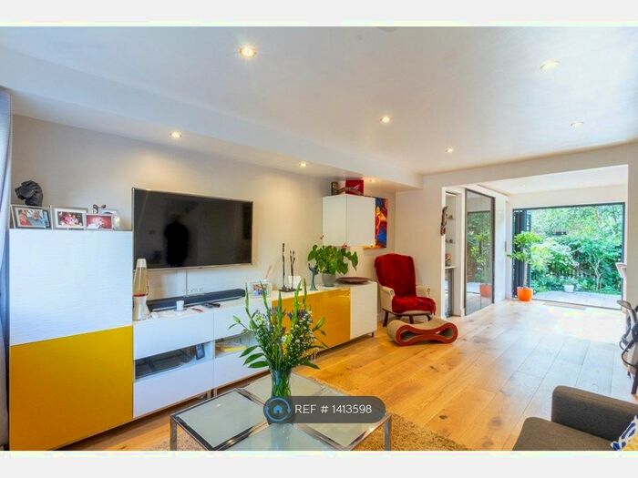 3 Bedroom Terraced House To Rent In Myatt Road, London, SW9