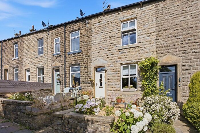 3 Bedroom Terraced House For Sale In Laburnum Cottages, Rossendale, BB4