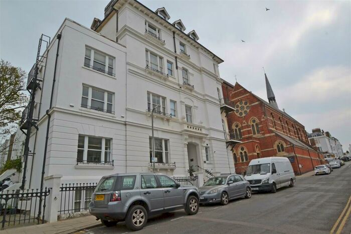 2 Bedroom Flat To Rent In Victoria Road, Brighton, BN1