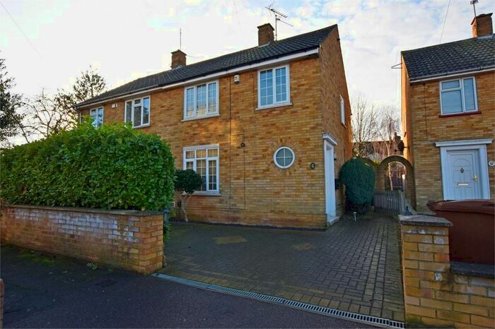 2 Bedroom Semi-Detached House To Rent In Russells Avenue, Rainham, Gillingham, ME8