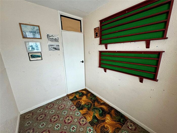 3 Bedroom Semi-Detached House For Sale In Yewdale Crescent, Coventry, West Midlands, CV2