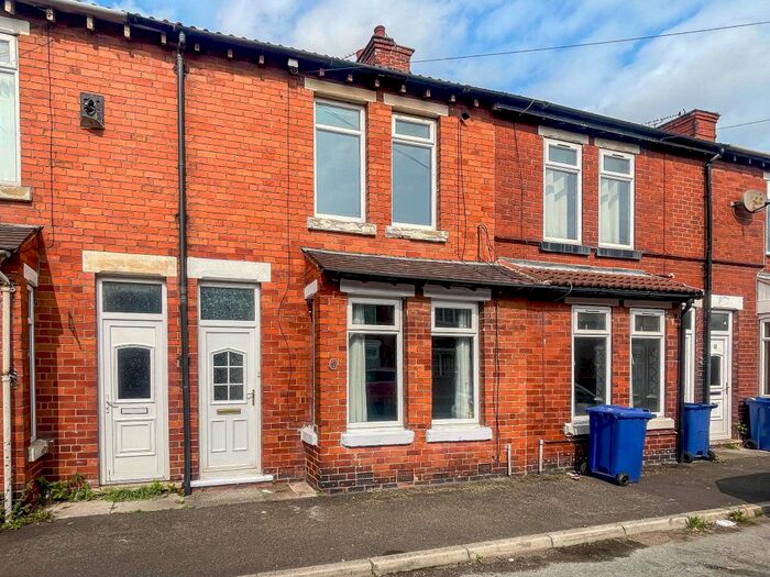 2 Bedroom Property To Rent In Marton Road, Toll Bar, Doncaster, DN5