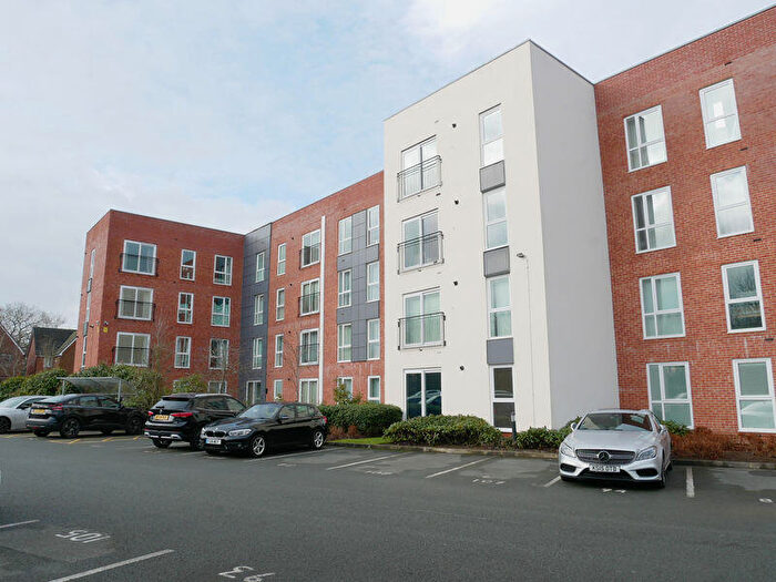 2 Bedroom Apartment To Rent In Sheen Gardens, Manchester, M22