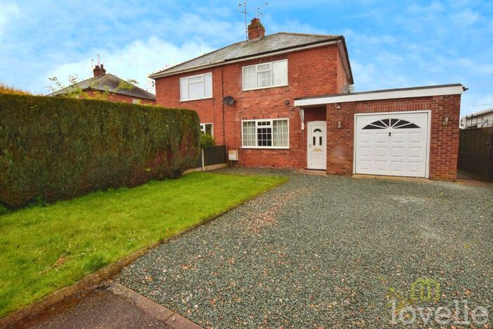 2 Bedroom Semi-Detached House To Rent In Wood Lane, Beckingham, DN10