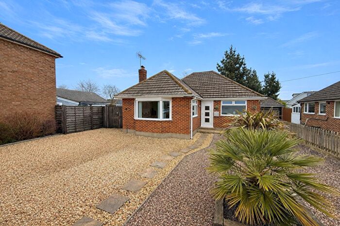 3 Bedroom Bungalow For Sale In Waterloo Road, Darbys Corner, Poole, BH17