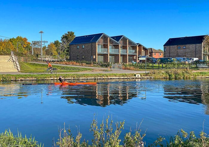 2 Bedroom End Of Terrace House To Rent In Fen View Court, Cambridge, CB4