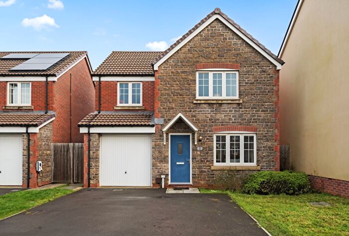 4 Bedroom Detached House For Sale In Hollyhock Lane, Emersons Green, South, Gloucestershire, BS16