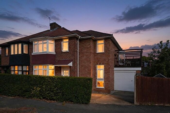 4 Bedroom Semi-Detached House For Sale In Ashness Gardens, Greenford, UB6