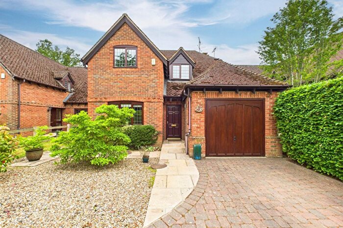 5 Bedroom Detached House For Sale In Mayfields, Sindlesham, Wokingham, Berkshire, RG41