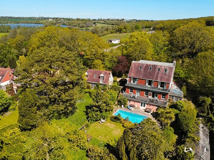 8 Bedroom Detached House For Sale In Whydown Road, Bexhill-On-Sea, TN39