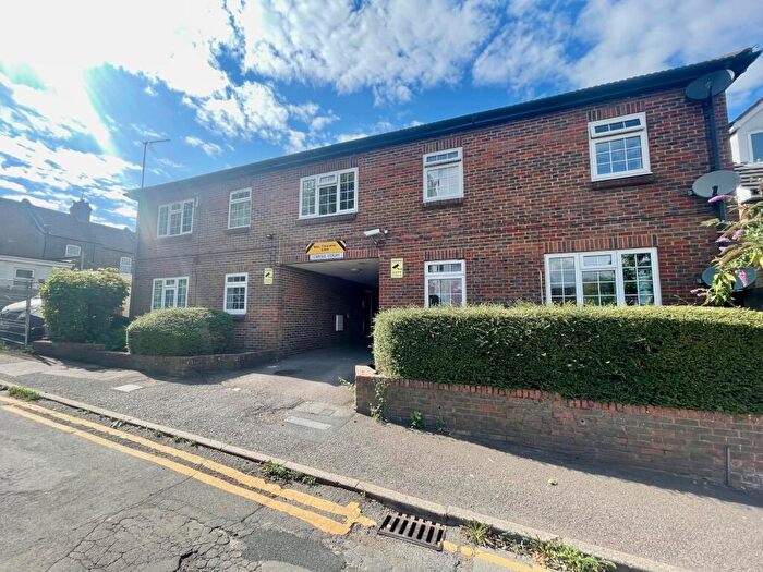 1 Bedroom Flat To Rent In Chase Street, Luton, LU1