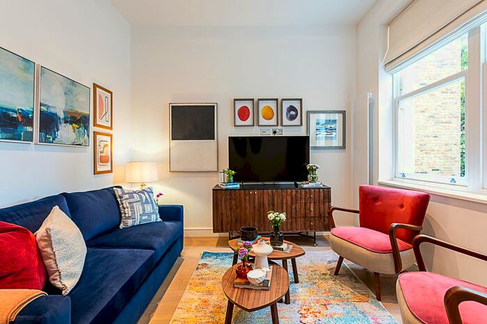 2 Bedroom Flat To Rent In Flat, First Floor, Eardley Crescent, London, SW5