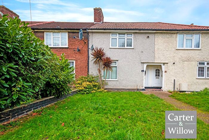 2 Bedroom Terraced House To Rent In Lake Gardens, Dagenham, RM10