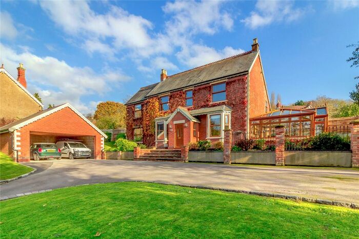 5 Bedroom Detached House To Rent In Stroud Road, Tuffley, Gloucester, Gloucestershire, GL4