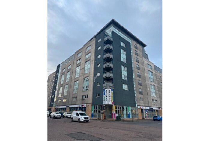 2 Bedroom Flat To Rent In /, Port Dundas Road, G4