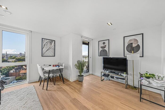 1 Bedroom Flat For Sale In Avantgarde Place London, E1