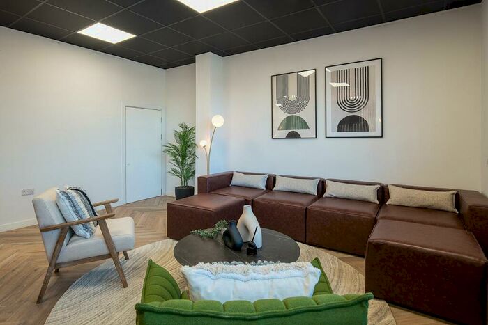 1 Bedroom Apartment To Rent In Marlowes, Hemel Hempstead, HP1