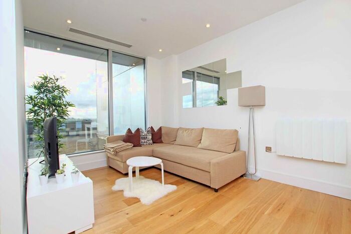 Studio To Rent In Staines Road, Hounslow, TW3