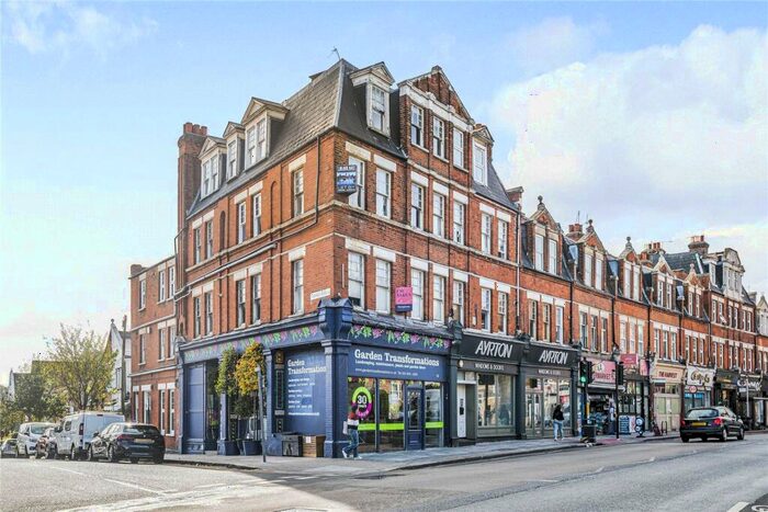 Studio To Rent In Tottenham Lane, London, N8