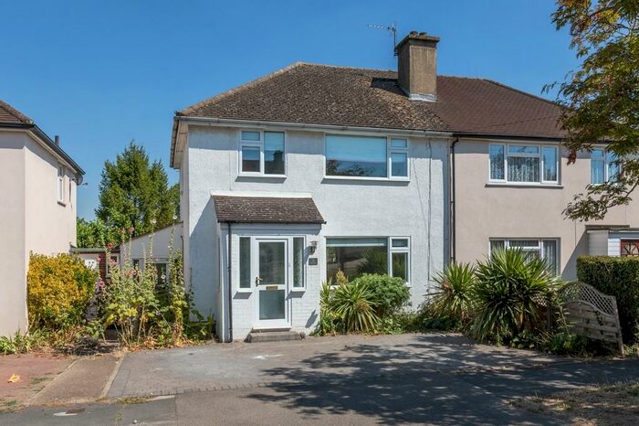 3 Bedroom Semi-Detached House To Rent In The Leas, Baldock, SG7