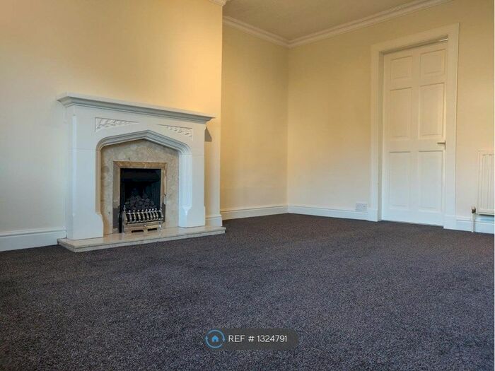 2 Bedroom Flat To Rent In Morven Avenue, Paisley PA2