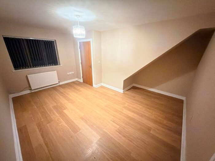 4 Bedroom Terraced House To Rent In Leighton Street, Liverpool, L4