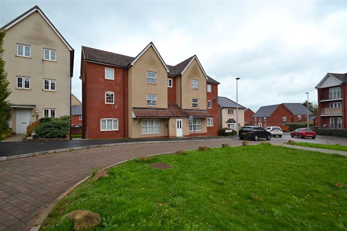 2 Bedroom Flat To Rent In Old Park Avenue, Exeter, EX1