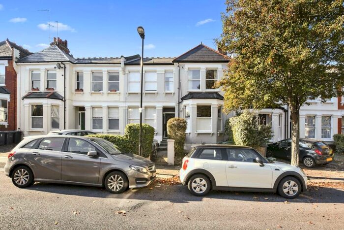 1 Bedroom Flat To Rent In Coniston Road London, N10