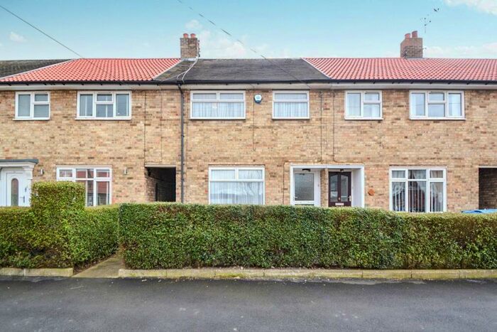 3 Bedroom Terraced House To Rent In Julian Close, Hull, Yorkshire, HU5