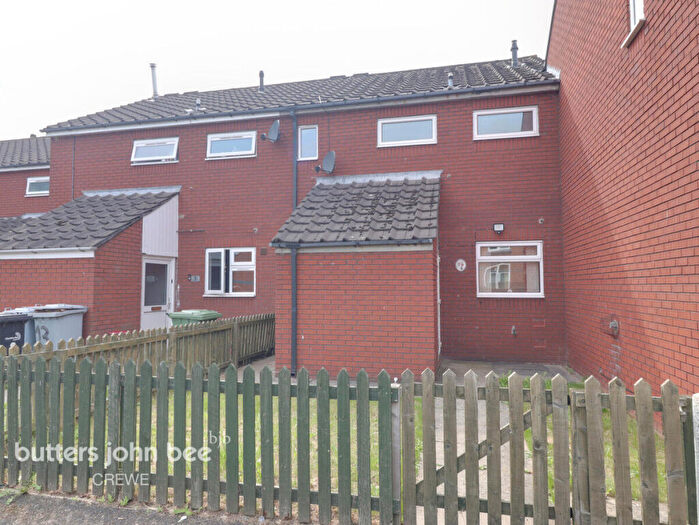 2 Bedroom End Of Terrace House For Sale In Clarence Grove, Crewe, CW1