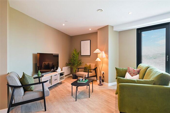 3 Bedroom Apartment To Rent In Skinner Street, Leeds, LS1
