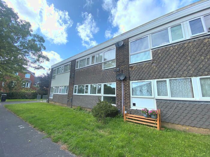 1 Bedroom Flat To Rent In Jamaica Place, Gosport, PO12