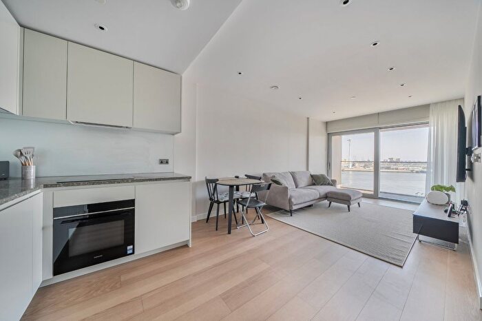 1 Bedroom Flat To Rent In Cutter Lane, Greenwich, London, SE10