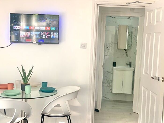 1 Bedroom Flat To Rent In Church Road, Birmingham, B13