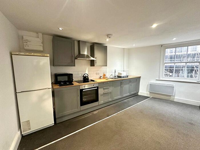 1 Bedroom Flat To Rent In Kirk Gate, Newark, NG24