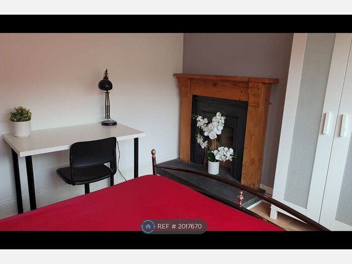 5 Bedroom Terraced House To Rent In Southmead Road, Bristol, BS10