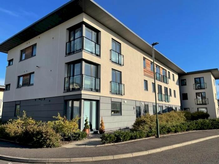 3 Bedroom Flat To Rent In Burnbrae Place, Corstorphine, Edinburgh, EH12